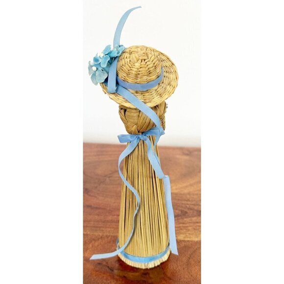 Vintage Korean Straw Doll With Wood Base RARE Folk Art - Picture 5 of 7
